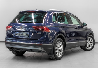 Подержанный автомобиль Volkswagen Tiguan 2017 года (5 фото)