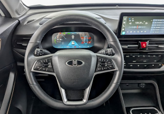 Подержанный автомобиль Москвич 3е 2023 года (22 фото)