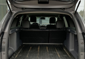 Подержанный автомобиль Nissan Terrano 2019 года (10 фото)