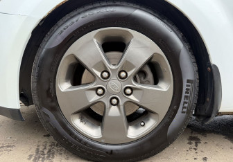 Подержанный автомобиль Kia Ceed Hatchback 2011 года (9 фото)