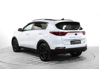 Подержанный автомобиль Kia Sportage 2021 года (7 фото)