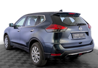Подержанный автомобиль Nissan X-Trail 2021 года (7 фото)