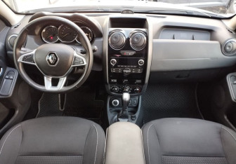 Подержанный автомобиль Renault Duster 2019 года (9 фото)