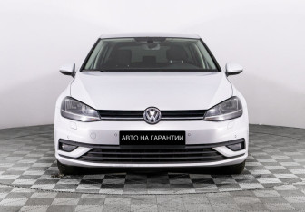 Подержанный автомобиль Volkswagen Golf Hatchback 2018 года (2 фото)
