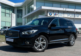 Подержанный автомобиль Infiniti QX60 2014 года (1 фото)