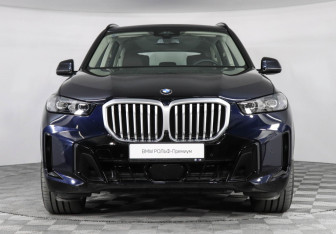 Новый BMW X5 2025 (3 фото)