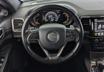 Подержанный автомобиль Jeep Grand Cherokee 2020 года (22 фото)