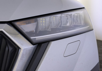 Подержанный автомобиль Skoda Octavia Liftback 2021 года (11 фото)