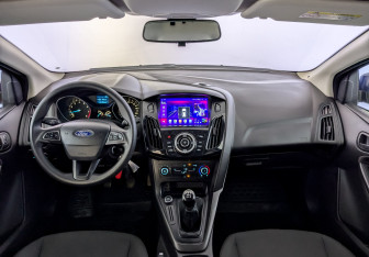 Подержанный автомобиль Ford Focus Hatchback 2019 года (14 фото)