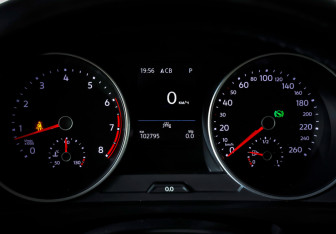 Подержанный автомобиль Volkswagen Tiguan 2021 года (16 фото)