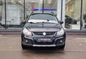 Подержанный автомобиль Suzuki SX4 Hatchback 2012 года (2 фото)