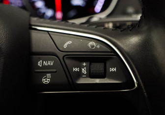 Подержанный автомобиль Audi Q5 2017 года (9 фото)