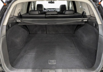 Подержанный автомобиль Subaru Outback Wagon 2012 года (10 фото)