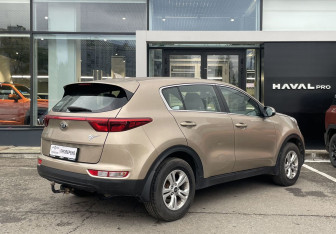 Подержанный автомобиль Kia Sportage 2018 года (5 фото)