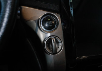 Подержанный автомобиль Toyota Land Cruiser Suv 2009 года (25 фото)