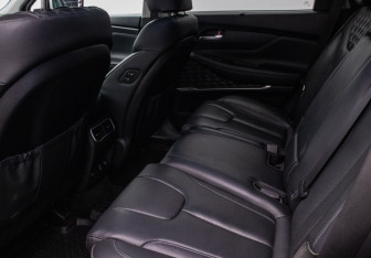 Подержанный автомобиль Hyundai Santa Fe 2021 года (10 фото)