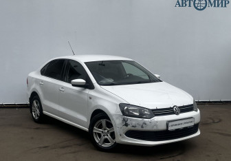 Подержанный автомобиль Volkswagen Polo Sedan 2012 года (3 фото)