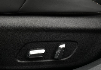 Подержанный автомобиль Omoda S5 GT 2024 года (23 фото)