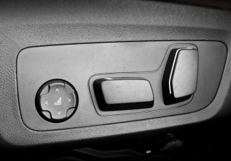Подержанный автомобиль BMW X3 2024 года (20 фото)