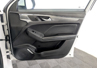 Подержанный автомобиль Haval Jolion 2022 года (24 фото)