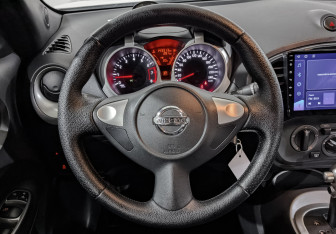 Подержанный автомобиль Nissan Juke 2014 года (22 фото)