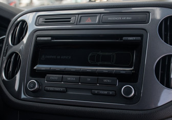 Подержанный автомобиль Volkswagen Tiguan 2012 года (14 фото)
