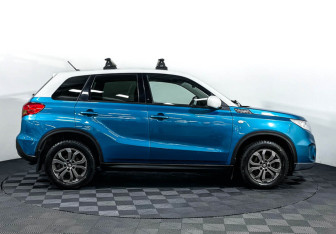 Подержанный автомобиль Suzuki Vitara 2016 года (4 фото)