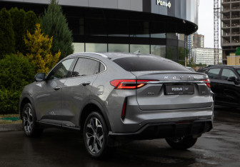 Подержанный автомобиль Haval F7x 2023 года (5 фото)
