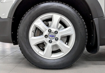 Подержанный автомобиль Volvo XC70 2014 года (19 фото)