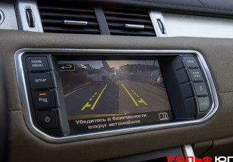 Подержанный автомобиль Land Rover Range Rover Evoque 2014 года (18 фото)