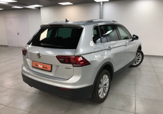 Подержанный автомобиль Volkswagen Tiguan 2019 года (2 фото)