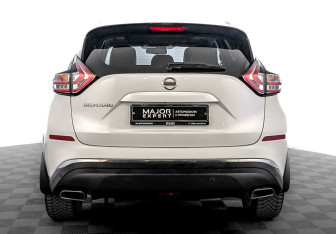 Подержанный автомобиль Nissan Murano Suv 2021 года (6 фото)