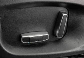 Подержанный автомобиль Jaguar F-Pace 2020 года (26 фото)