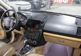 Подержанный автомобиль Land Rover Freelander 2007 года (11 фото)