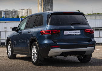 Подержанный автомобиль Mercedes-Benz GLB 2020 года (7 фото)