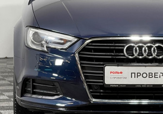 Подержанный автомобиль Audi A3 Sedan 2016 года (14 фото)