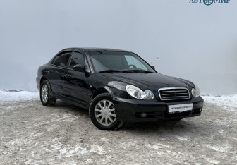 Подержанный автомобиль Hyundai Sonata 2005 года (3 фото)