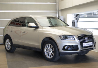 Подержанный автомобиль Audi Q5 2013 года (3 фото)
