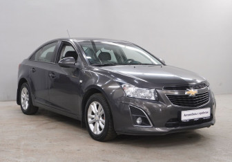 Подержанный автомобиль Chevrolet Cruze Sedan 2013 года (3 фото)