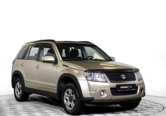 Подержанный автомобиль Suzuki Grand Vitara 2008 года (3 фото)