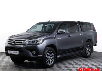 Подержанный автомобиль Toyota Hilux 2015 года (1 фото)