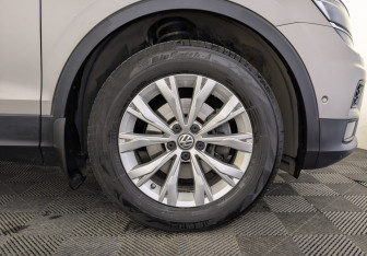 Подержанный автомобиль Volkswagen Tiguan 2018 года (12 фото)