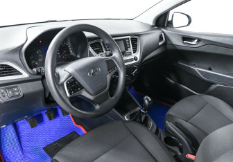 Подержанный автомобиль Hyundai Solaris Sedan 2020 года (8 фото)
