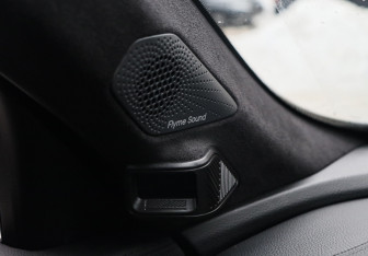 Подержанный автомобиль Geely Monjaro 2025 года (25 фото)