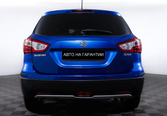 Подержанный автомобиль Suzuki SX4 Hatchback 2014 года (6 фото)