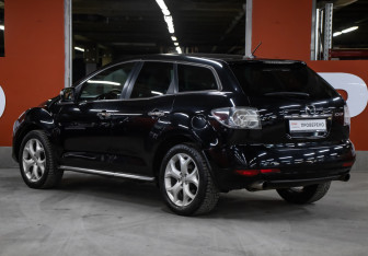 Подержанный автомобиль Mazda CX-7 2011 года (7 фото)