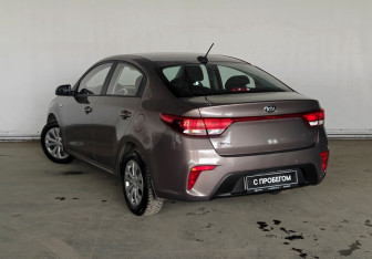 Подержанный автомобиль Kia Rio Sedan 2019 года (5 фото)