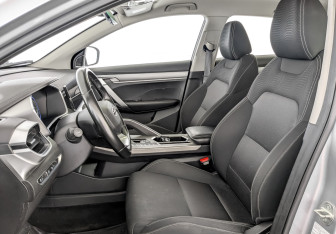 Подержанный автомобиль Geely Coolray 2022 года (20 фото)