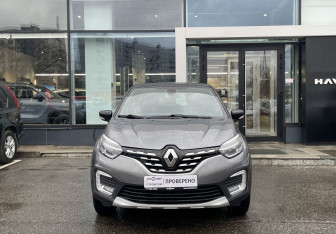 Подержанный автомобиль Renault Kaptur 2021 года (2 фото)