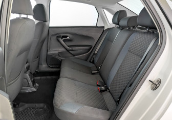 Подержанный автомобиль Volkswagen Polo Sedan 2019 года (12 фото)